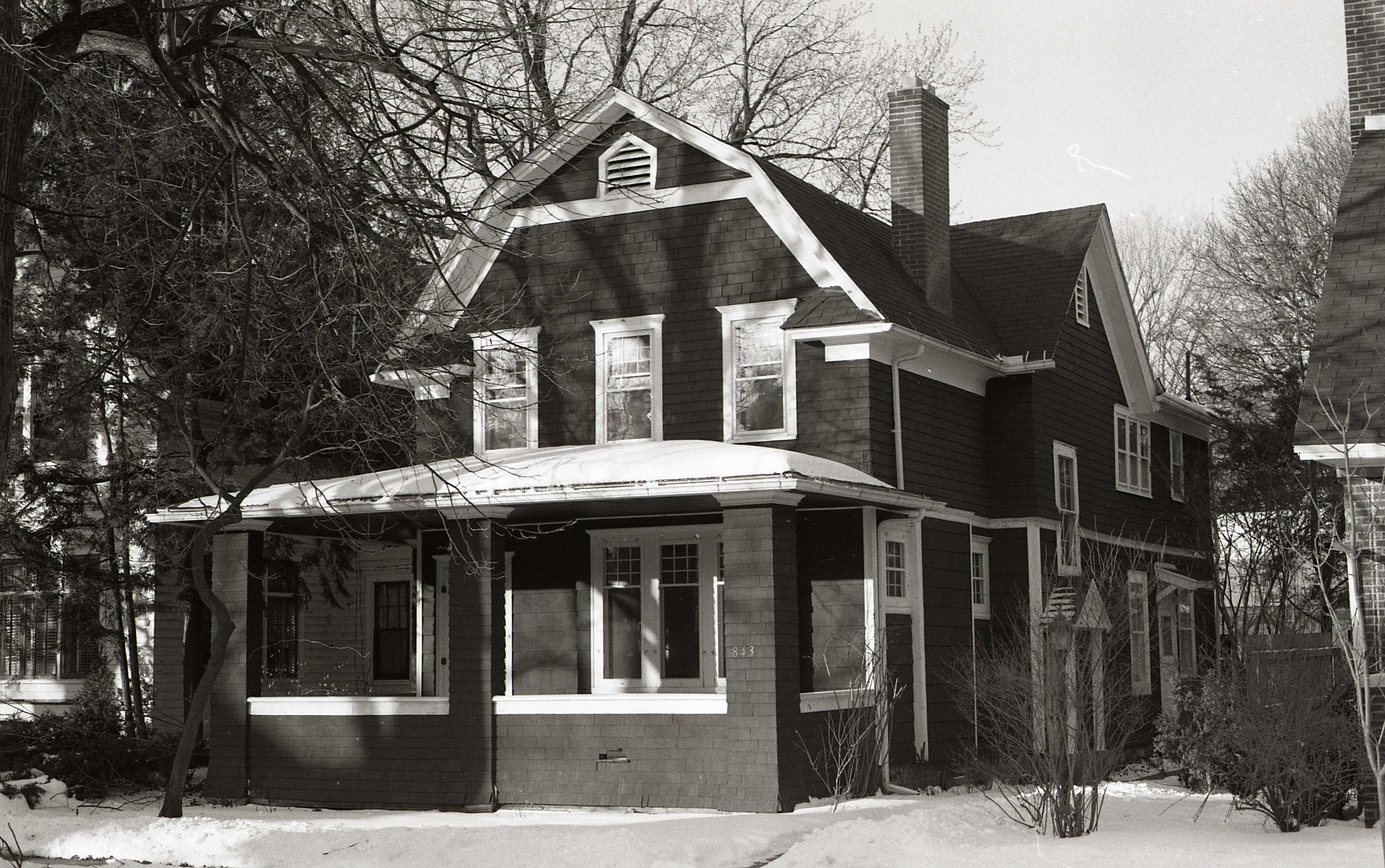 843 Park Avenue